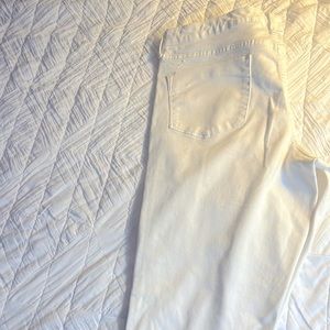 Women’s Mid-Rise White Denim Legging